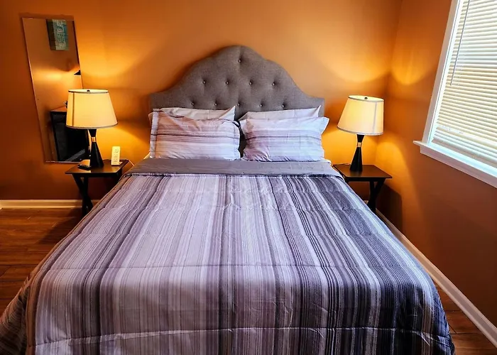 Modern 2 Beds Close Downtown