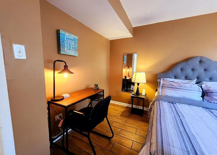 Modern 2 Beds Close Downtown * Evanston